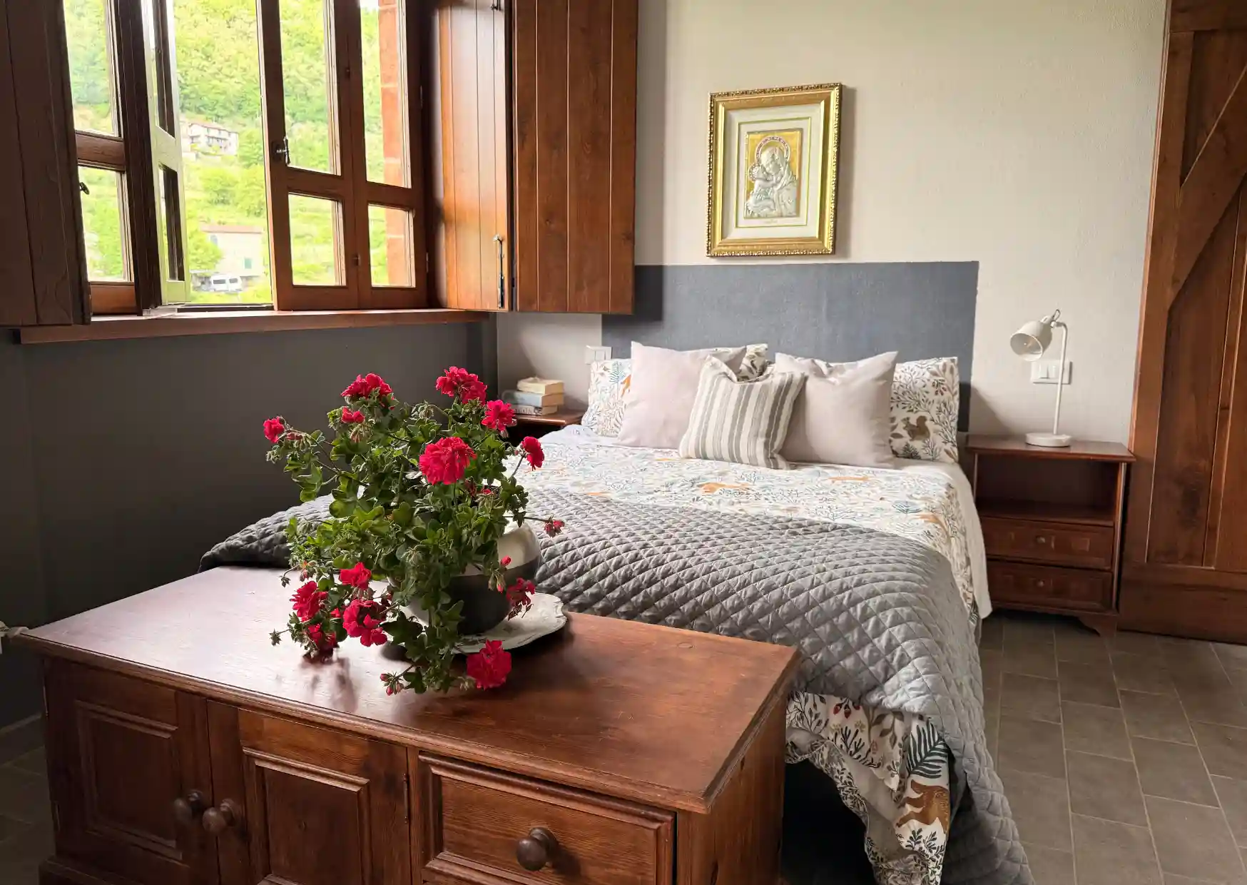 stalla di guzzano bedroom